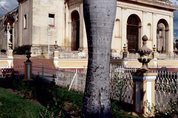 Jardín de un palacio, Cuba