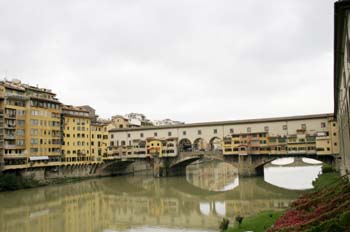 Ponte Vecchio desde la orilla Este, Florencia