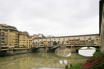 Ponte Vecchio desde la orilla Este, Florencia