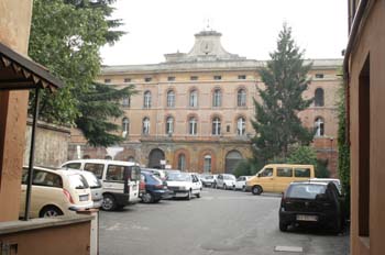 Ospedale Ovest, Bolonia