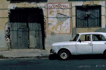 Calle de una ciudad, Cuba