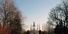 Panorámica del panteón de Lajos Kossuth, Budapest, Hungría