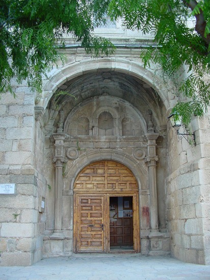 Puerta Iglesia de la Asunción de Cadalso de los Vidrios