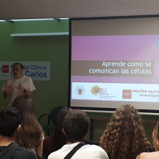 2023.09.30 Noche Investigadores - Comunicando con las células