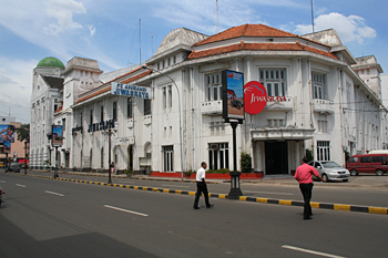 Edificios coloniales, barrio chino, Medam, Sumatra, Indonesia