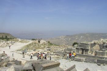 Vista panorámica desde un camino en la antigua Gadara, Jordania