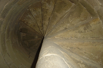 Escalera caracol. San Miguel de Foces, Huesca