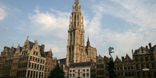 La Gran Plaza o Grote Markt, Amberes, Bélgica