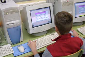 Realizando actividad con el ordenador