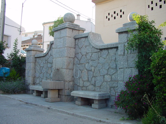 Fuente en Villanueva de Perales