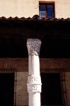 Columna