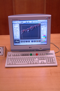Tituladora Pinnacle Dekko