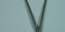 Pinza hemostática Faure
