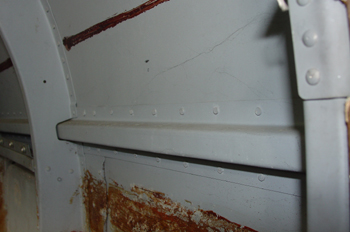 Larguero de fuselaje