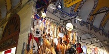 Tiendas en el Gran Bazar, Estambul, Turquía