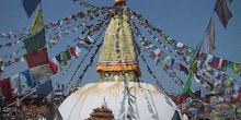 Gran stupa en el templo de Bodhnath, Katmandú, Nepal