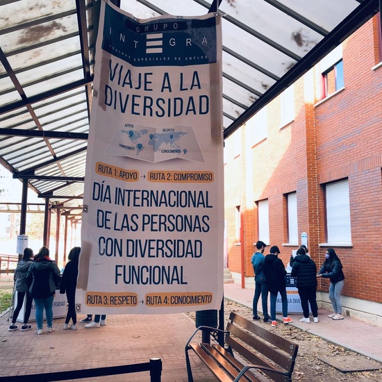 e Diciembre: Día de las personas con discapacidad funcional 12