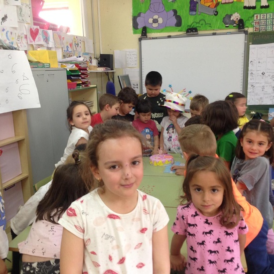 74288137-aa19-4de3-a5e0-6b1f4e78a723