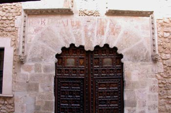 Puerta del Palacio Episcopal de Burgo de Osma, Soria