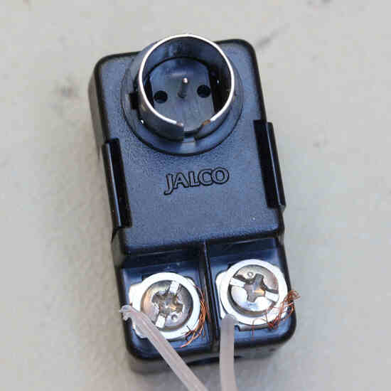 Balun para dipolo simple  de FM comercial