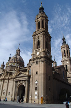 Torres y cúpulas, Basílica del Pilar