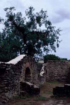 Restos de una edificación antigua
