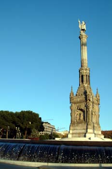 Monumento a Colón en Plaza de Colón, Madrid