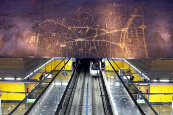 Estación de metro de aeropuerto, Madrid