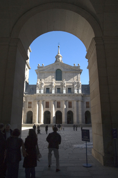 Monasterio de El Escorial, San Lorenzo de El Escorial, Comunidad