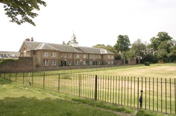 Kensington Palace, vista trasera, Londres