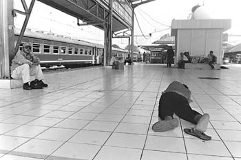 Estación de tren de Jakarta, Indonesia