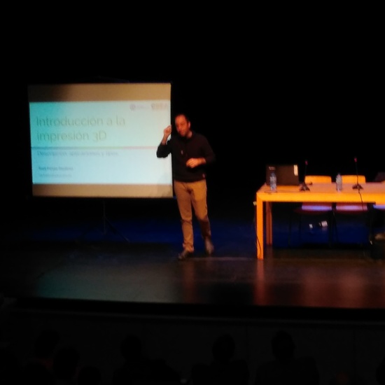 I Jornada de Programación, Robótica e Impresión 3D en educación para adultos. 04-04-2017 19