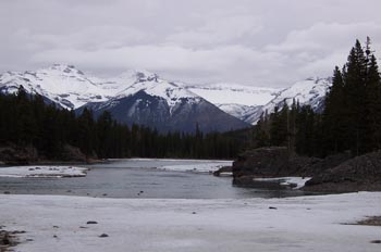Rio Bow, Canadá