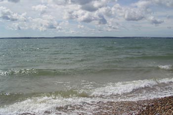 Playa de Southsea e Isla de Wight al fondo