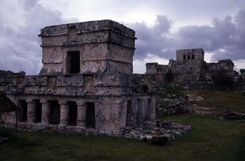 Templo de los Frescos y El Castillo, Tulum, México