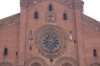 Rosetón de Santa María del Carmen, Pavía