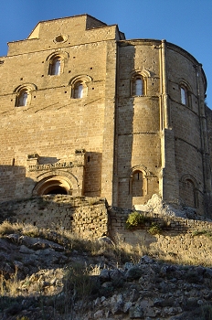 Fachada principal, Huesca