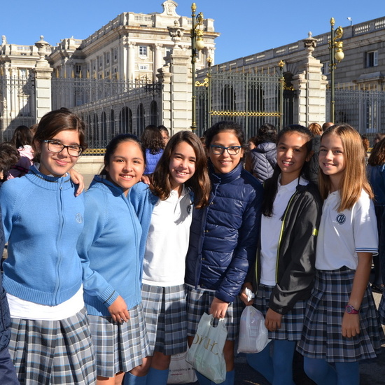 Ofrenda floral a Nuestra Señora de la Almudena 2017 26