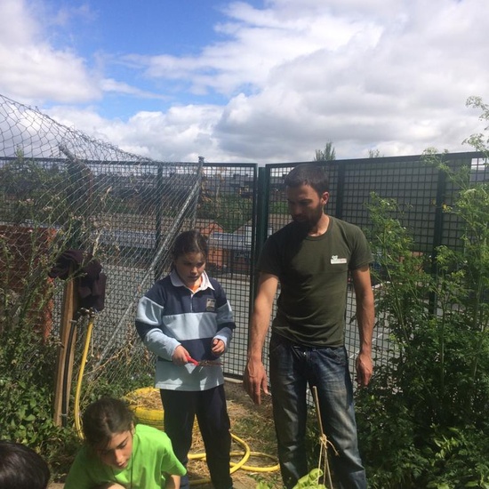 2019_05_Los alumnos de 4º en el Huerto_CEIP FDLR_Las Rozas 14