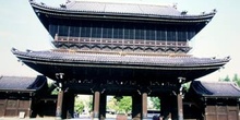 Entrada al Templo Heian, Kioto