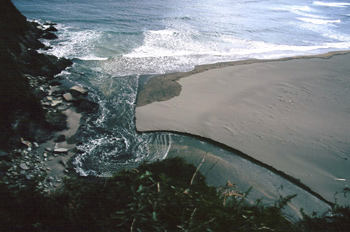 Desembocadura del río Barayo, Navia-Valdés, Principado de Asturi