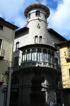 Casa Pujador, Olot, Garrotxa, Gerona