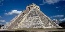 Pirámide azteca