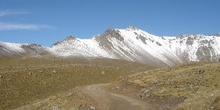 El volcán Nevado de Toluca, carretera de entrada al cráter