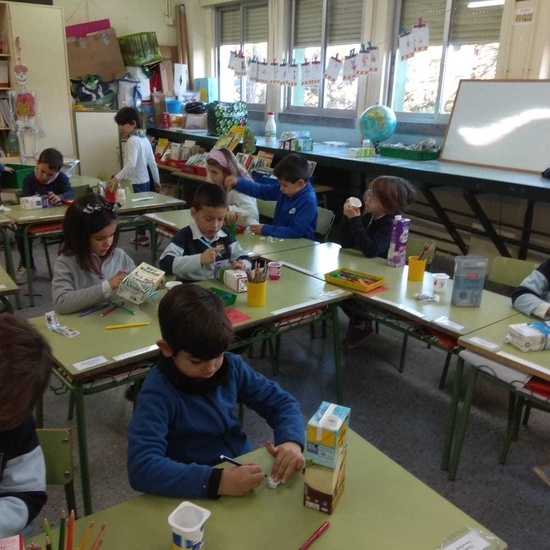 2019_01_Los alumnos de 1ºC construyen sus propios juguetes_CEIP FDLR_Las Rozas 2