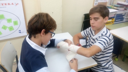 2017_10_SEXTO_TECNICAS DE VENDAJES EN CCNN_FDLR_LAS ROZAS 22