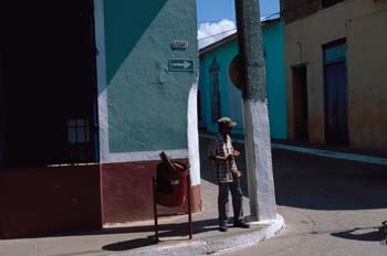 Calle de una ciudad, Cuba