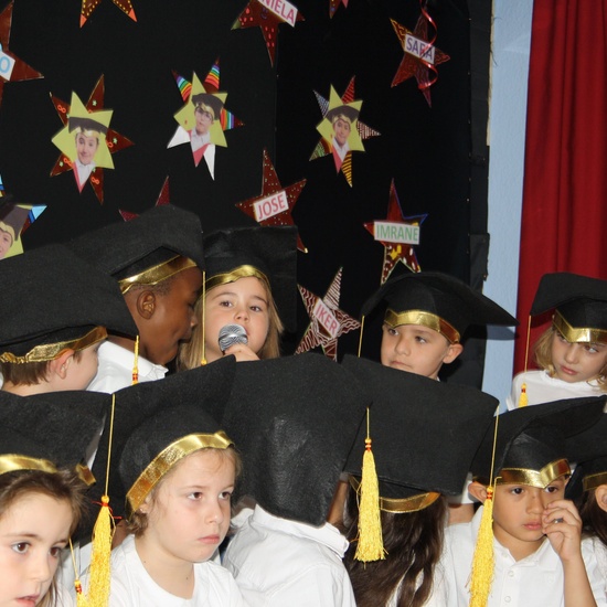GRADUACIÓN 5 AÑOS 2019 VOL. 1 33