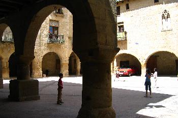 Plaza Mayor, Horta de Sant Joan, Tarragona