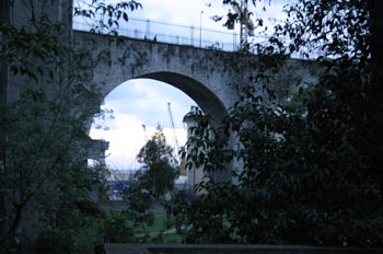 Puente en el centro histórico, Génova